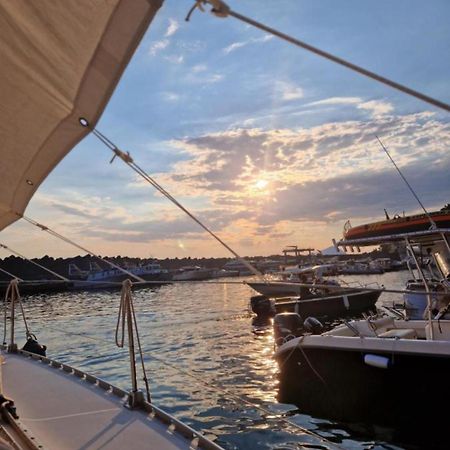 Dormire In Barca A Vela Maratea Buitenkant foto