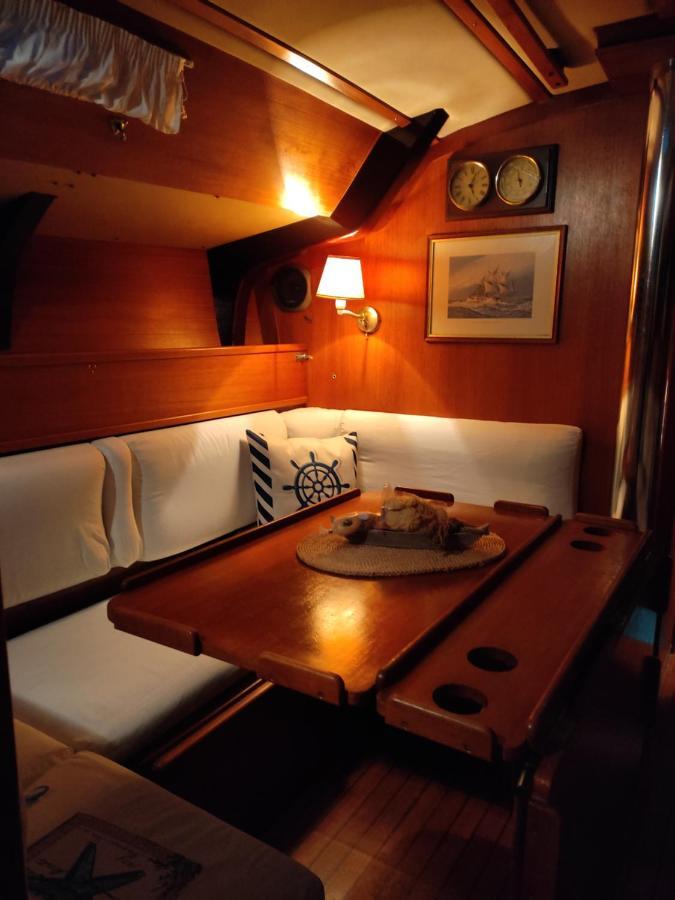 Dormire In Barca A Vela Maratea Buitenkant foto